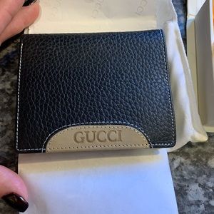Gucci wallet